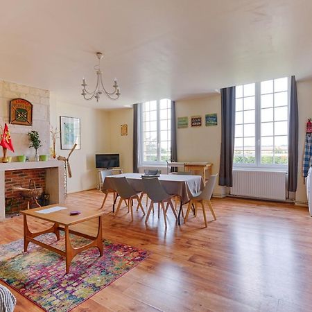 Chateau Turgot Gites Bons-Tassily エクステリア 写真